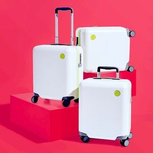 Wanted/In search of: Monos x Drunk Elephant 4.0 suitcase